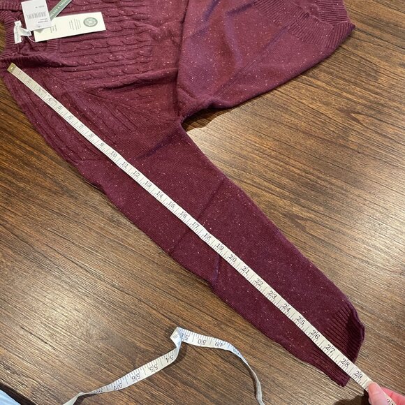 NWT Threads 4 Thought Men's Sz M Burgundy Crewneck Sweater Cable Knit Stitch Fix - Picture 6 of 8
